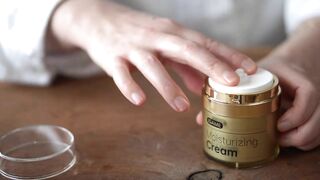 Daily Relaxing Self Massage Face Yoga