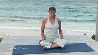 Gentle Yoga - Calming Your Mind, 2 Minute Sit #yoga #meditation