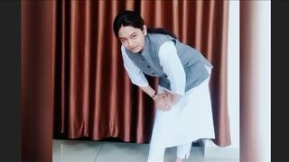 Lower body Stretching to relieve stress at workplace #yoga #streching #health #fitness