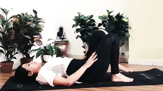 Yoga Streches for instant Relief in Sciatica pain | Yoga for Sciatica | Yoga Therapy for Lower Back