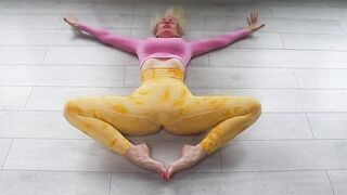 Yoga and Stretching — Flexibility Flow