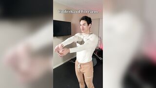 10 min Upper Body Static Stretch Routine! #stretching #stretch #yoga #injuryprevention #twins