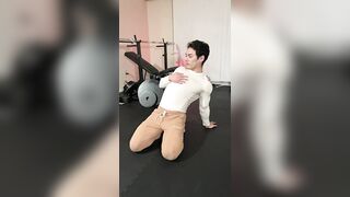 10 min Upper Body Static Stretch Routine! #stretching #stretch #yoga #injuryprevention #twins