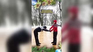 Активное парное упражнение для укрепления спины #центрзож #зож #чернигов #yoga #ukraine #парнаяйога