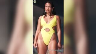 Sienna Mae Gomez: ¡la perfecta modelo de bikinis y estrella de las redes sociales! | Bikini Model
