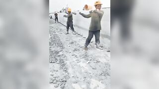 Why are Flexible Hammers used in China? #hammer #shortvideo #amazingfacts