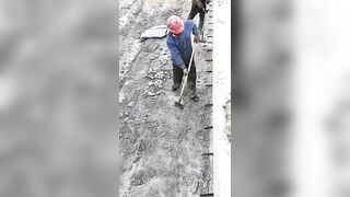 Why are Flexible Hammers used in China? #hammer #shortvideo #amazingfacts