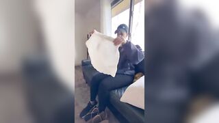 Ayudando a Mireya a elegir los bikinis para nuestra viejita en República Dominicana ???????? El hombrecito