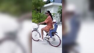 Shilpa Shetty teaches yoga exercises to her daughter #shorts