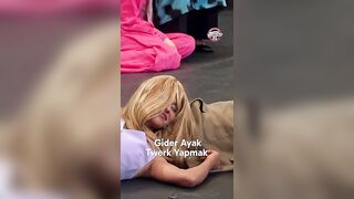 Gider Ayak Twerk Yapmak ???? (171. Bölüm) - Dizimin Dibi