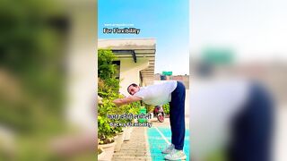 कमर की जकड़न होगी समाप्त #stiffness #stiffback #stiff #flexibility #yoga #yogateacher #healthtips