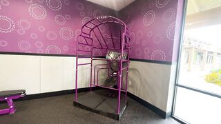 Planet Fitness Stretching Cage (5 STRETCHES USING THE TRUE STRETCH CAGE!)