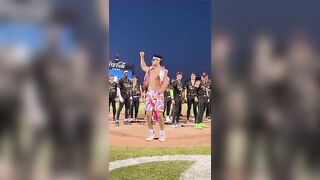 Where our #yoga moms at?? #workout #jazzercise #dance #dancer #hot #dancing #pump #shorts #viral