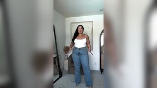 The biggest denim sale of the year with Abercrombie! #midsize #denim