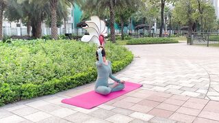 Feel Good Full Body Stretch: A Simple Yoga Flow to Open Your Hips, Hamstrings, and Spine.