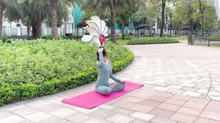 Feel Good Full Body Stretch: A Simple Yoga Flow to Open Your Hips, Hamstrings, and Spine.