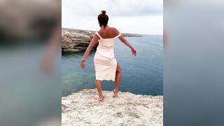 Stretching Nature Black Sea