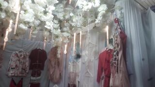 BLOOM Lingerie , Magnifique Vêtements Pour Femmes