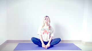 Stretching Art — Legs and Inner Thighs Morning Flow | Yoga Art