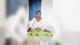 Bedroom Yoga Art ????. STRETCHING SPLIT.