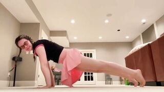 Graceful yoga flow (stay till the end)