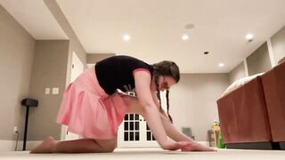 Graceful yoga flow (stay till the end)