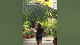 Malaika Arora Papped Pre Yoga Session | Malaika Arora Hot | Malaika Arora Gym Walk | #shorts #viral