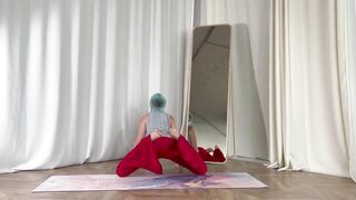 Beginner Yoga Stretching for a good mood