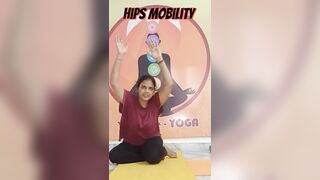 hip mobility exercises ????hip mobility????tight hips mobility@yestoeyoga369 #yoga #fitness